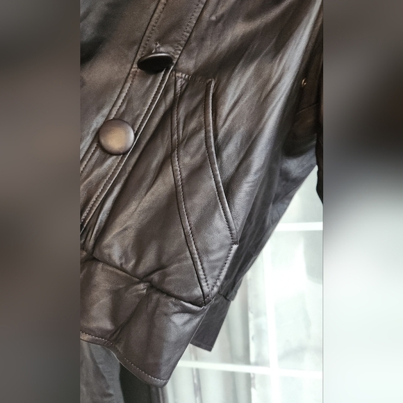 MIKE AND CHRIS 100% LEATHER  JACKET🤩🤩WITH DETACHABLE HOODIE - Picture 4 of 8